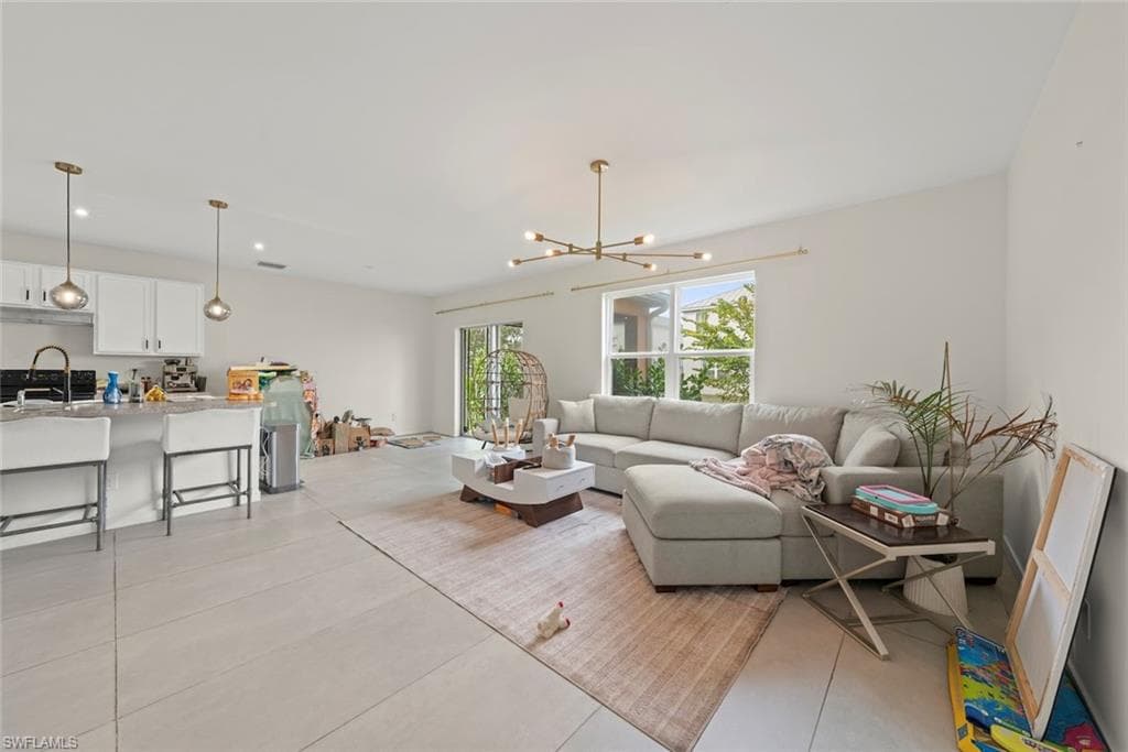 26640 Saville AVE, BONITA SPRINGS FL 34135-9