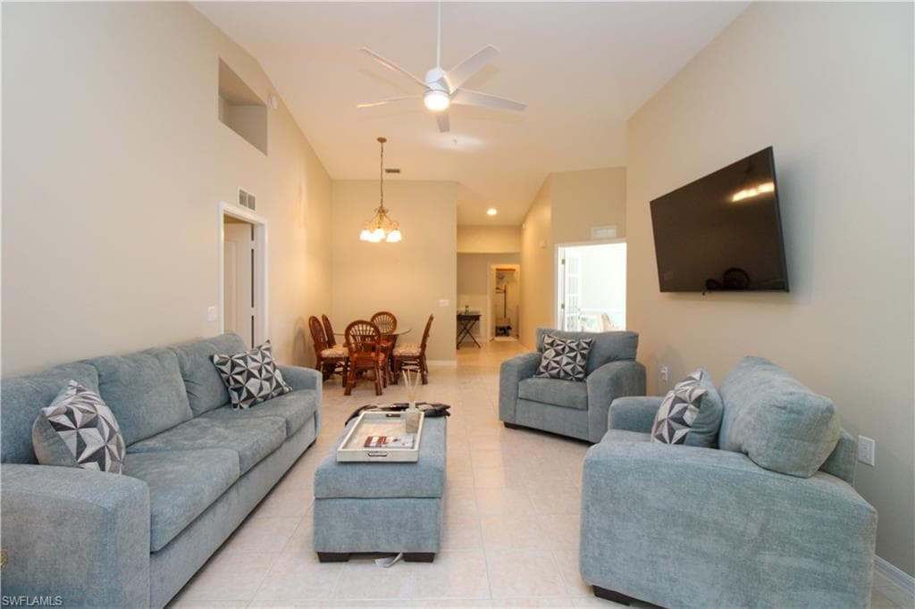 3435 Laurel Greens LN S # 201, NAPLES FL 34119-30