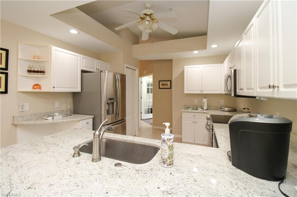 3435 Laurel Greens LN S # 201, NAPLES FL 34119-20