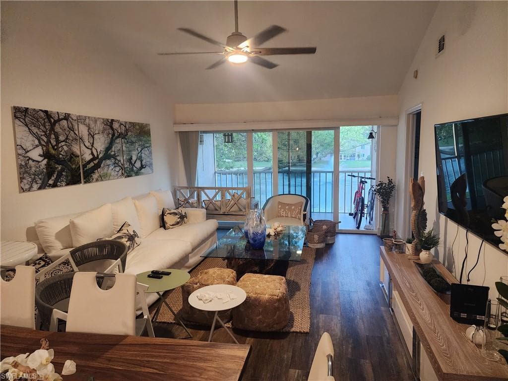 220 Timber Lake CIR # B204, NAPLES FL 34104-7