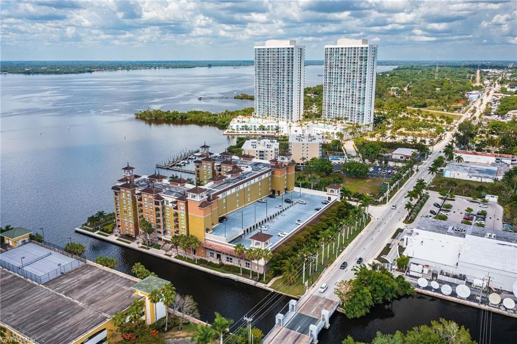2825 Palm Beach BLVD # 615, FORT MYERS FL 33916-19