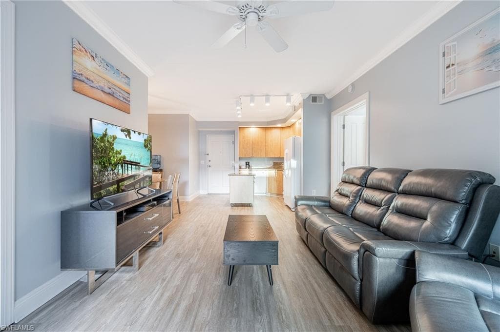 2825 Palm Beach BLVD # 615, FORT MYERS FL 33916-17
