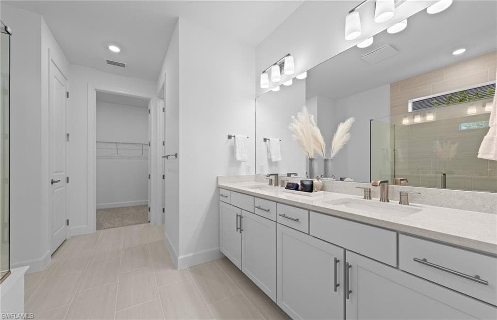12584 Quartz DR-12