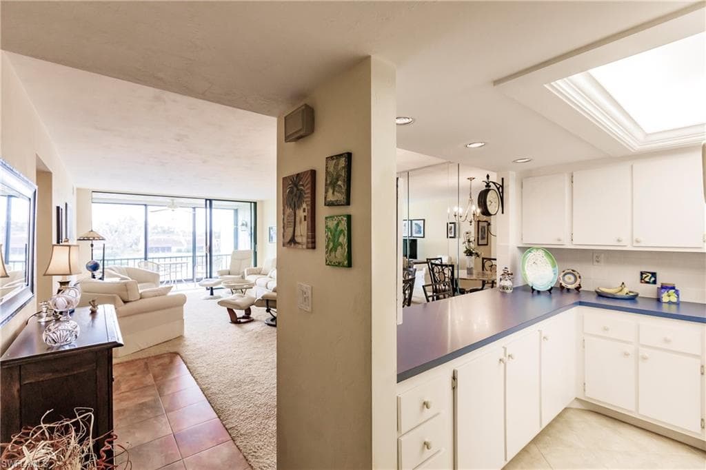 4585 Trawler CT # 302, FORT MYERS FL 33919-22