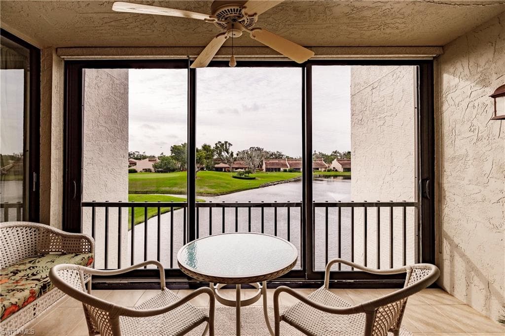 4585 Trawler CT # 302, FORT MYERS FL 33919-1