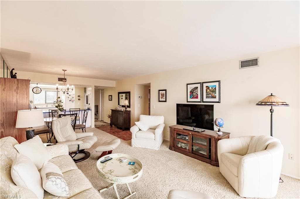4585 Trawler CT # 302, FORT MYERS FL 33919-5