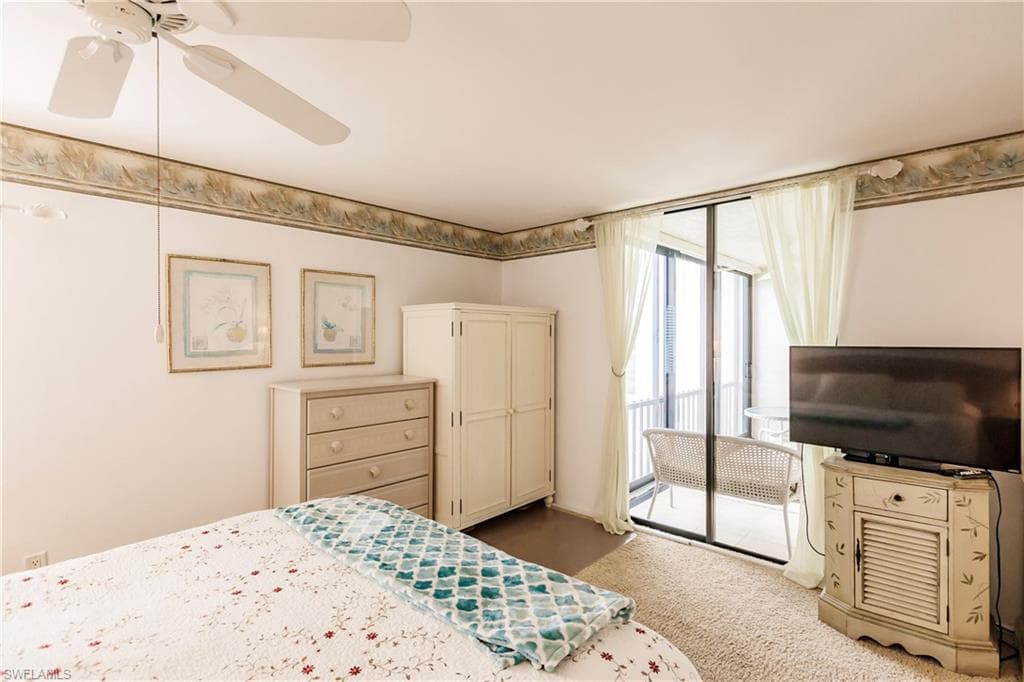 4585 Trawler CT # 302, FORT MYERS FL 33919-11
