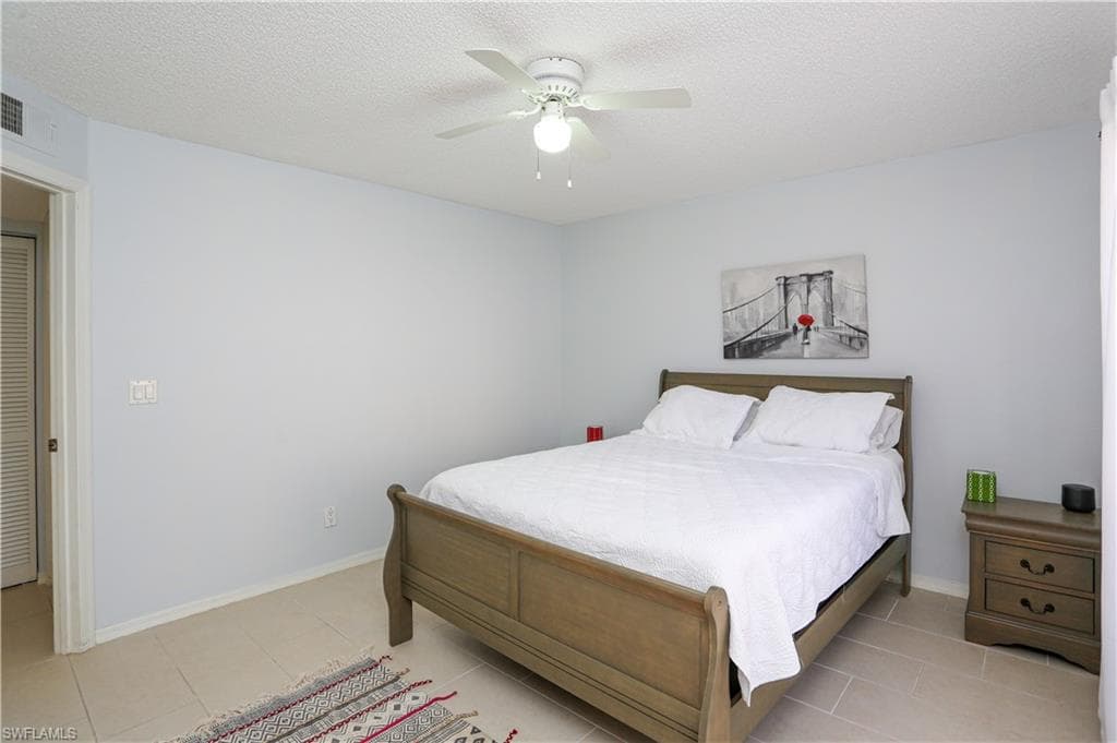 2214 Arbour Walk CIR # 2012, NAPLES FL 34109-19