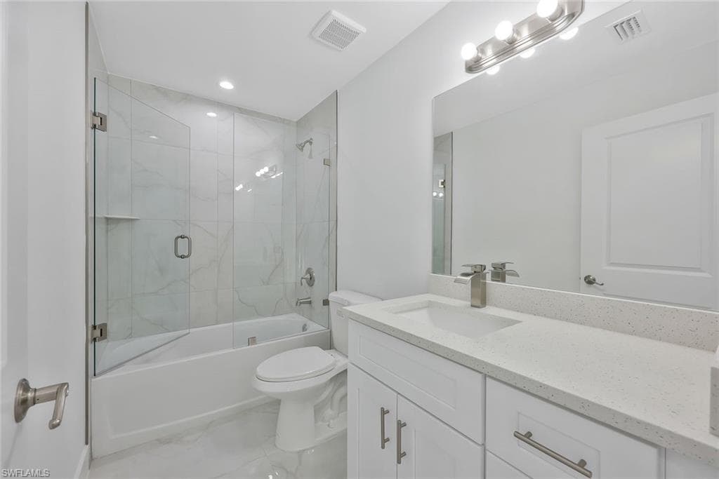 125/127 Holland ST, NORTH FORT MYERS FL 33917-15