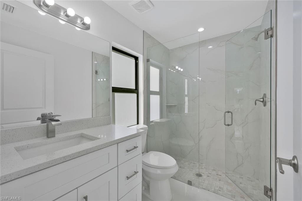 125/127 Holland ST, NORTH FORT MYERS FL 33917-13