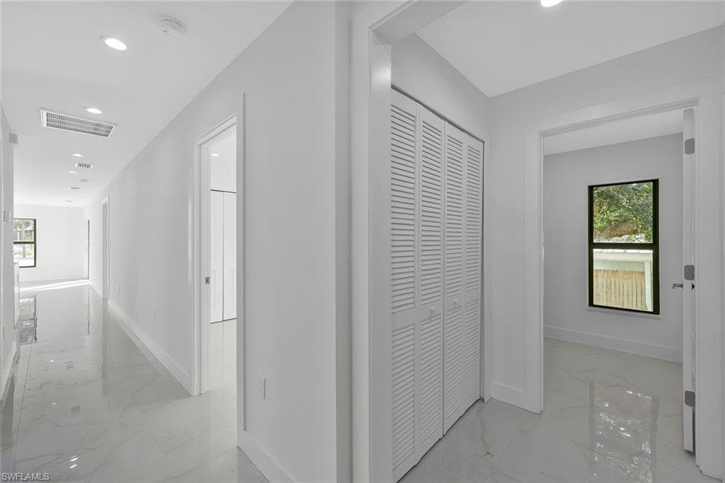 125/127 Holland ST, NORTH FORT MYERS FL 33917-10