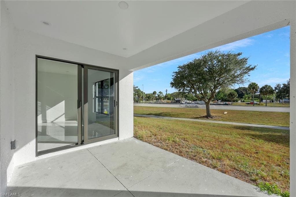 125/127 Holland ST, NORTH FORT MYERS FL 33917-20