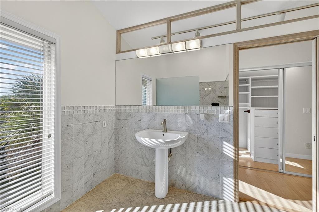 4400 Gulf Pines DR, SANIBEL FL 33957-22