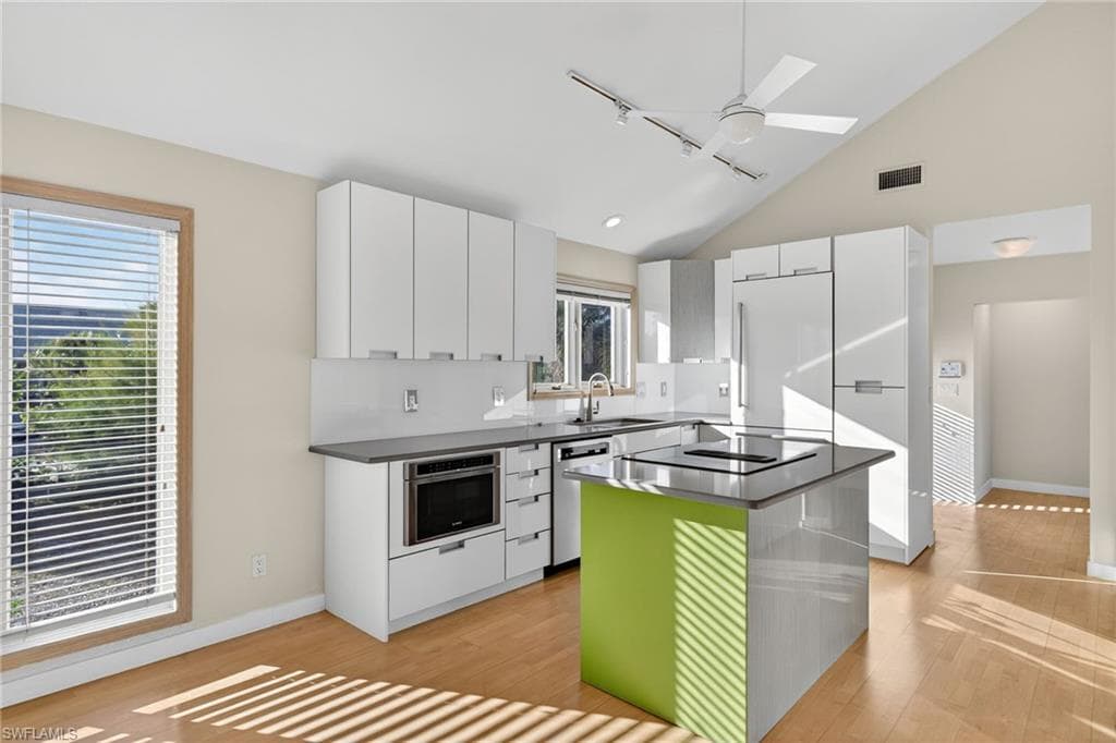 4400 Gulf Pines DR, SANIBEL FL 33957-13