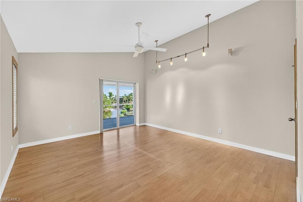 4400 Gulf Pines DR, SANIBEL FL 33957-18