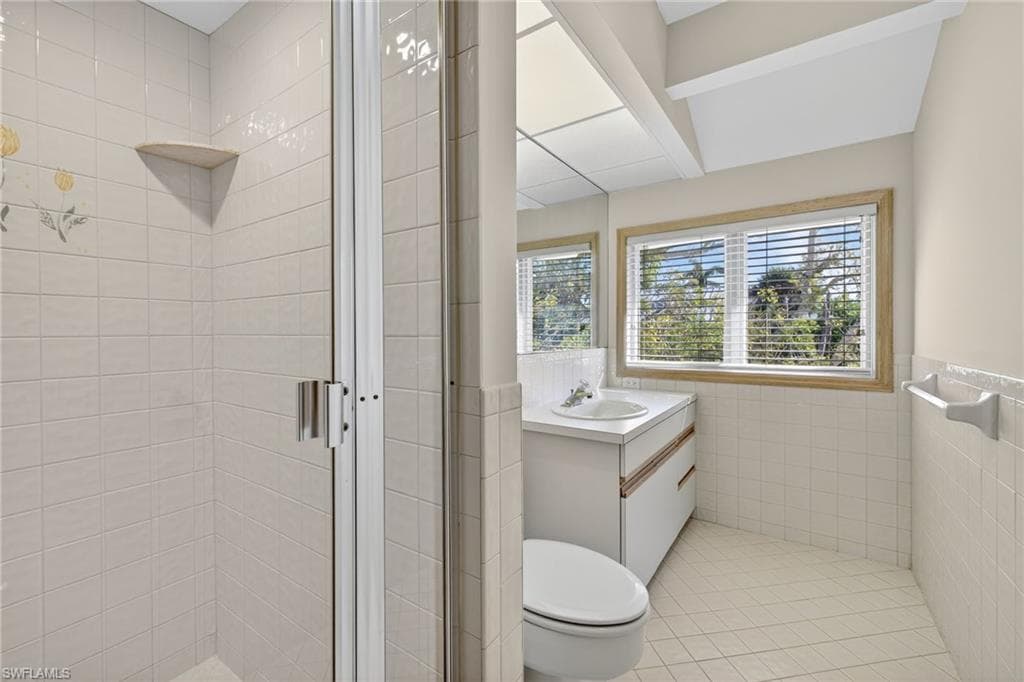 4400 Gulf Pines DR, SANIBEL FL 33957-24