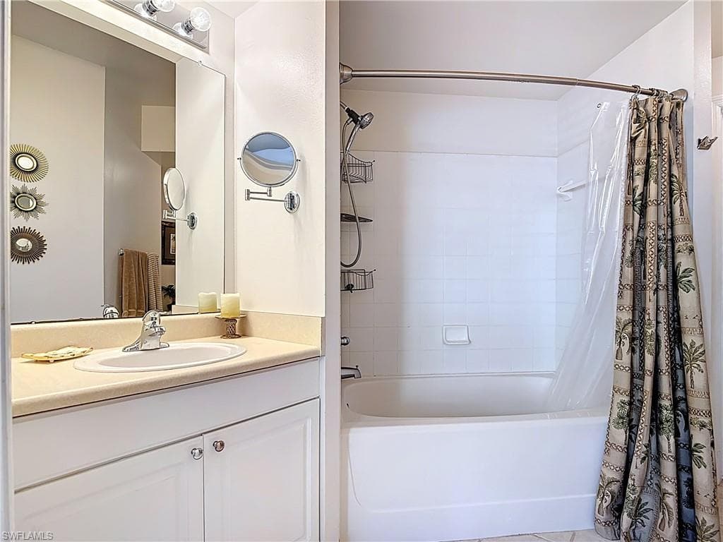 15630 Ocean Walk CIR # 102, FORT MYERS FL 33908-26