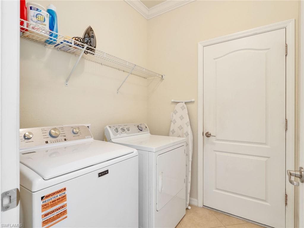 3493 Dandolo CIR, CAPE CORAL FL 33909-40