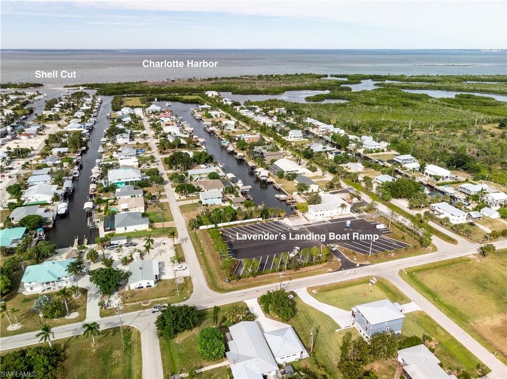 15855 Bellflower ST, BOKEELIA FL 33922-5