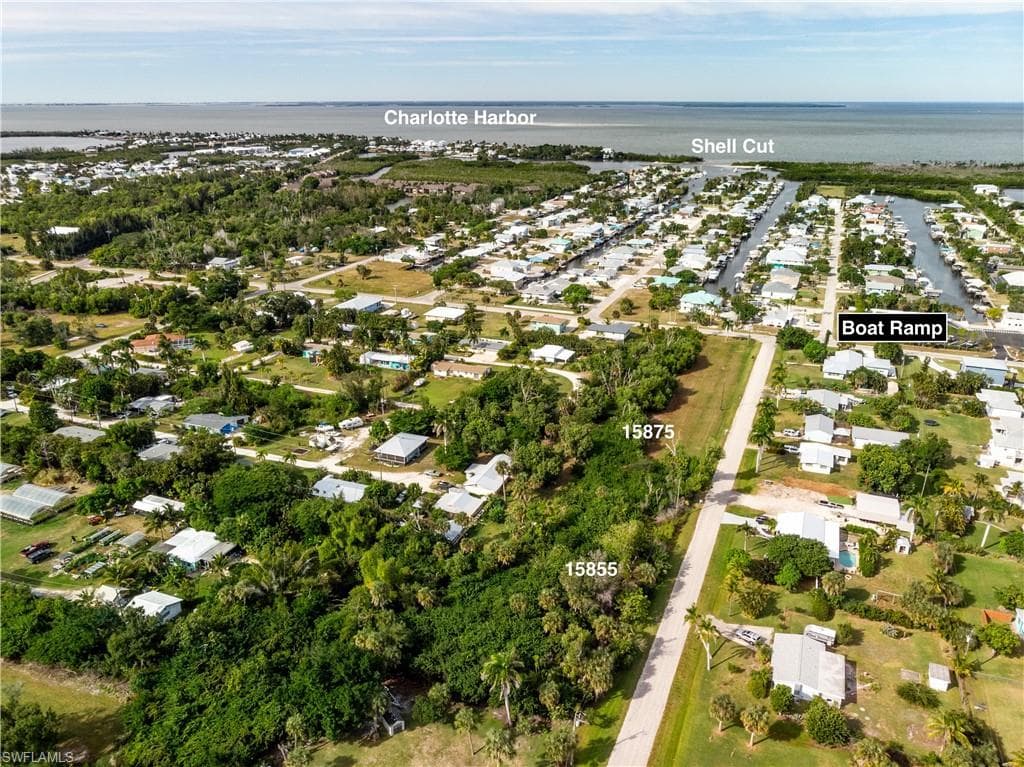 15855 Bellflower ST, BOKEELIA FL 33922-4