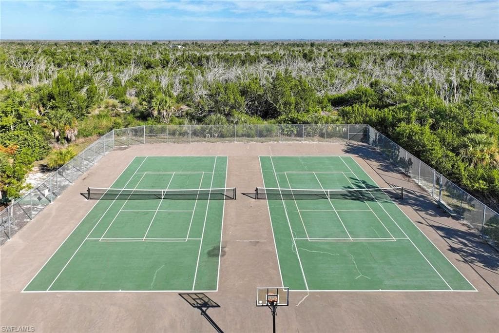 3284 Twin Lakes LN, SANIBEL FL 33957-45