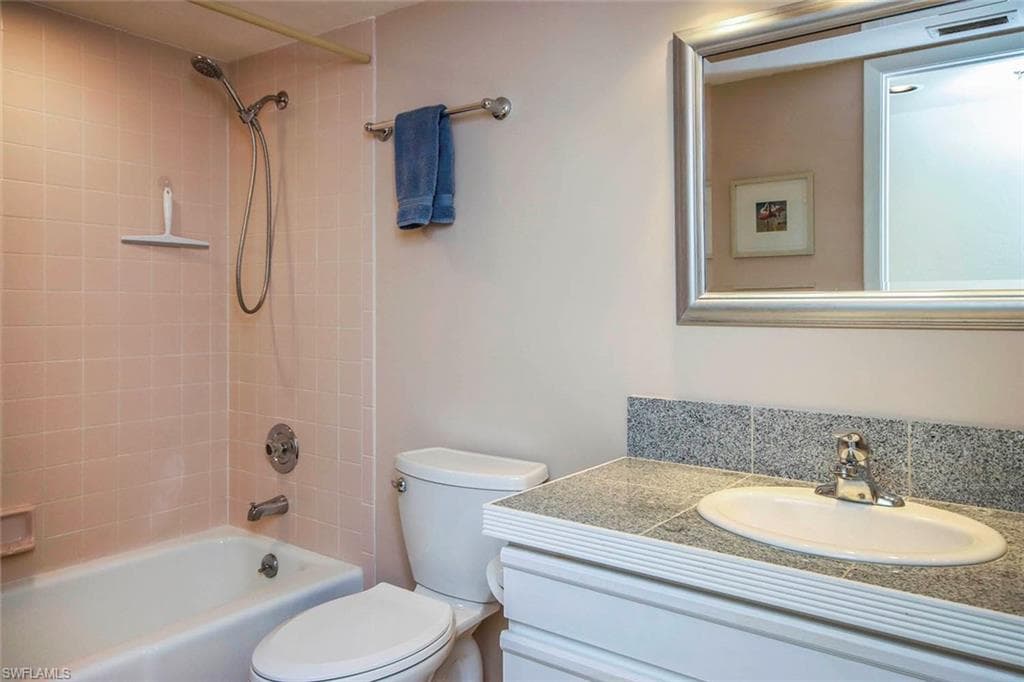 3284 Twin Lakes LN, SANIBEL FL 33957-29