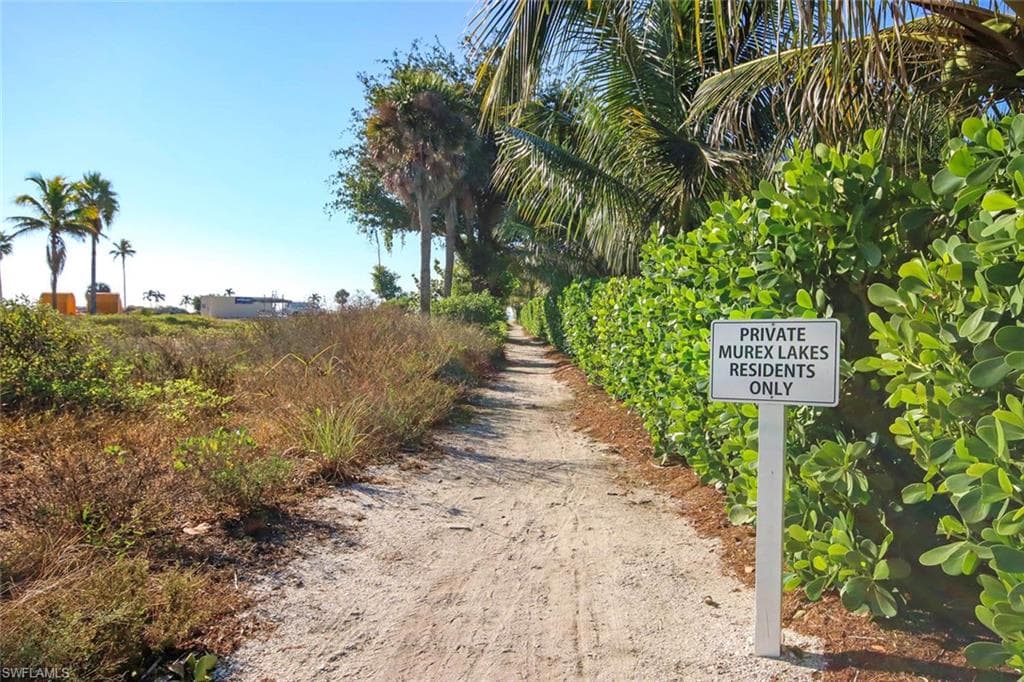 3284 Twin Lakes LN, SANIBEL FL 33957-10