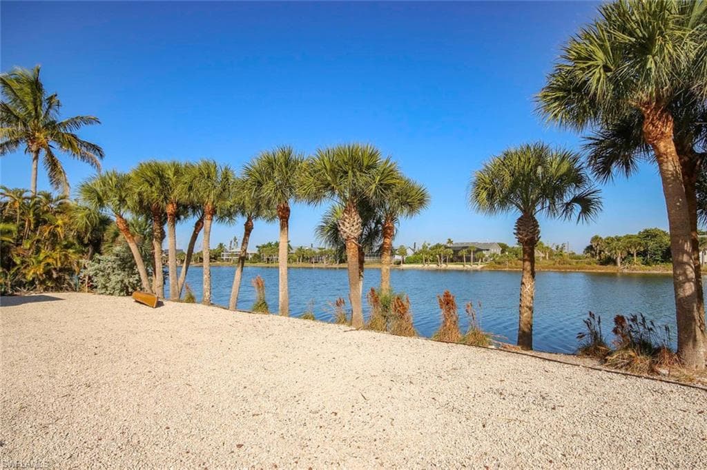 3284 Twin Lakes LN, SANIBEL FL 33957-43