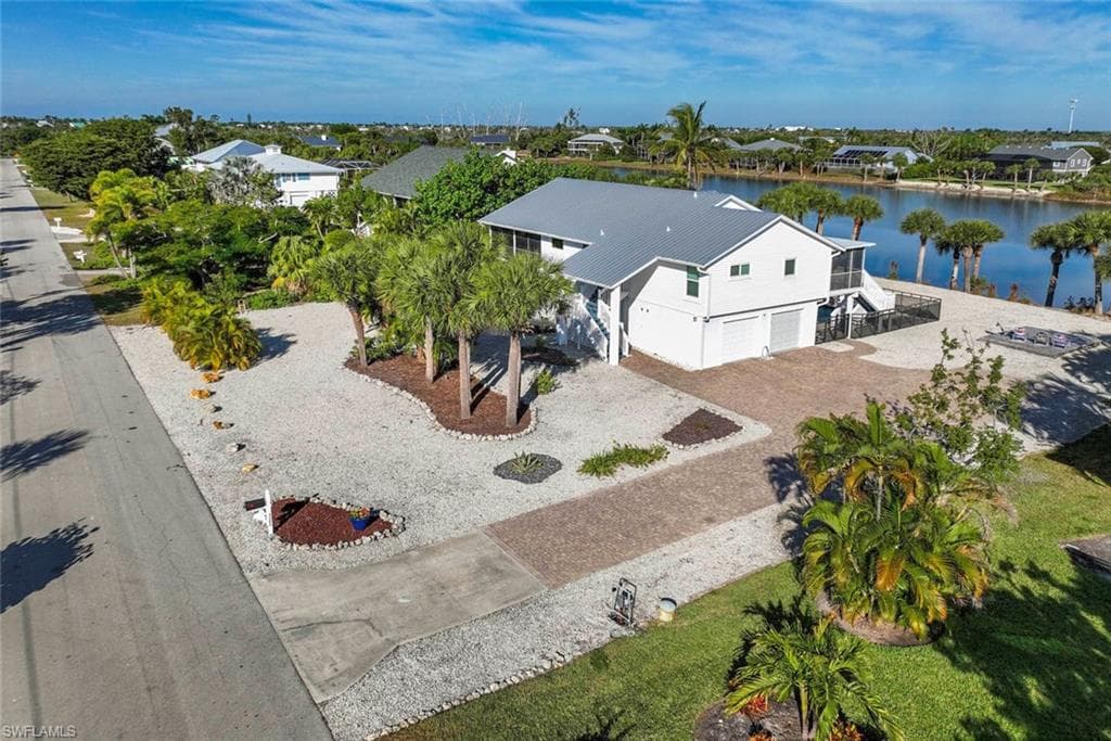 3284 Twin Lakes LN, SANIBEL FL 33957-34
