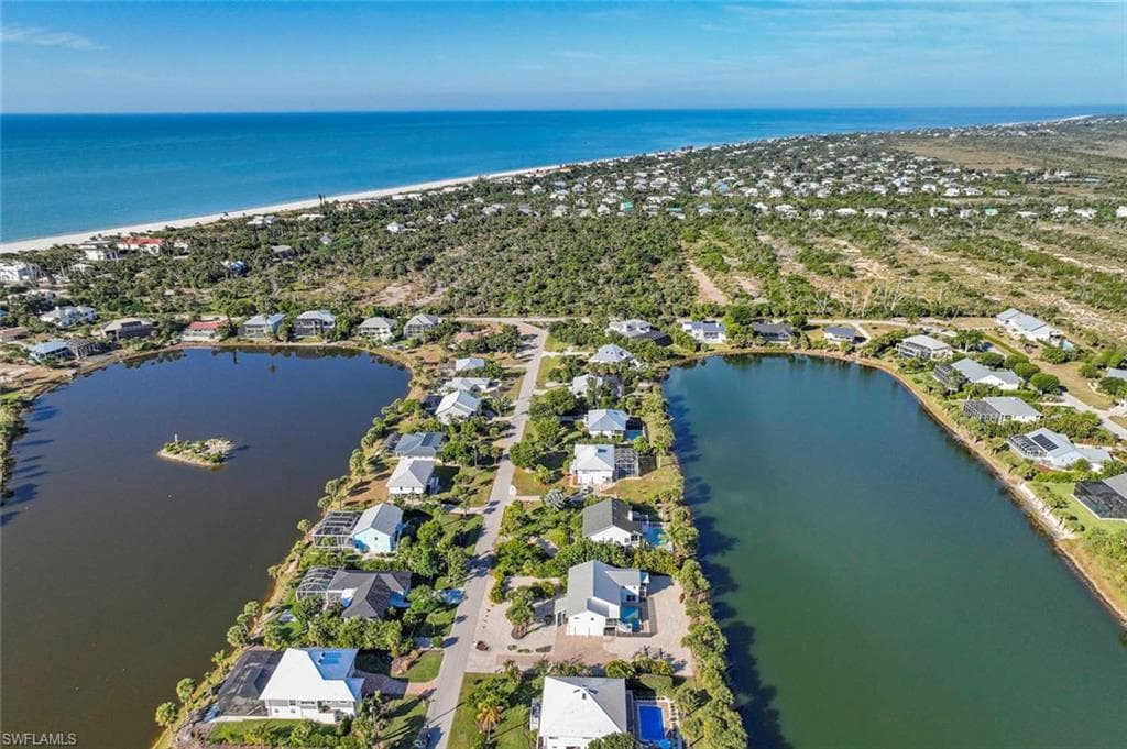3284 Twin Lakes LN, SANIBEL FL 33957-38