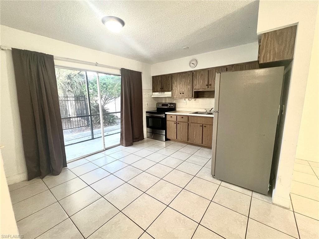 1560 Colonial BLVD # 134, FORT MYERS FL 33907-9
