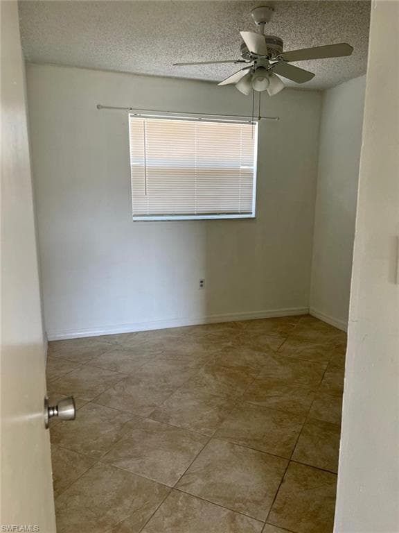 3325 Airport RD N # S7, NAPLES FL 34105-3