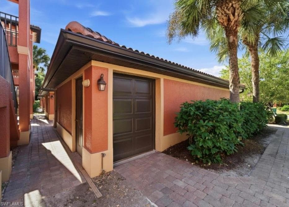 10024 Heather LN 1001-21