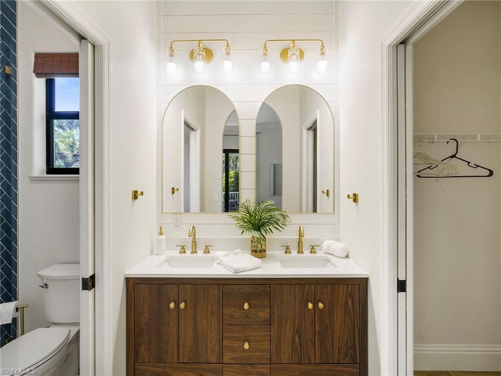 1970 Danford ST, NAPLES FL 34112-4