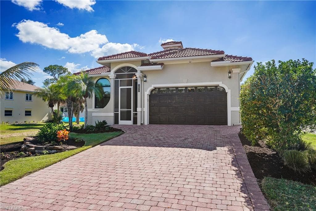 1970 Danford ST, NAPLES FL 34112-9