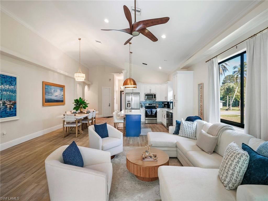 1970 Danford ST, NAPLES FL 34112-17