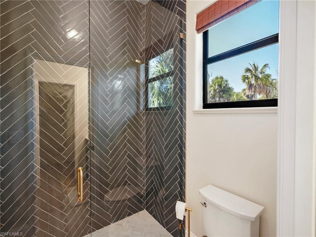 1970 Danford ST, NAPLES FL 34112-20