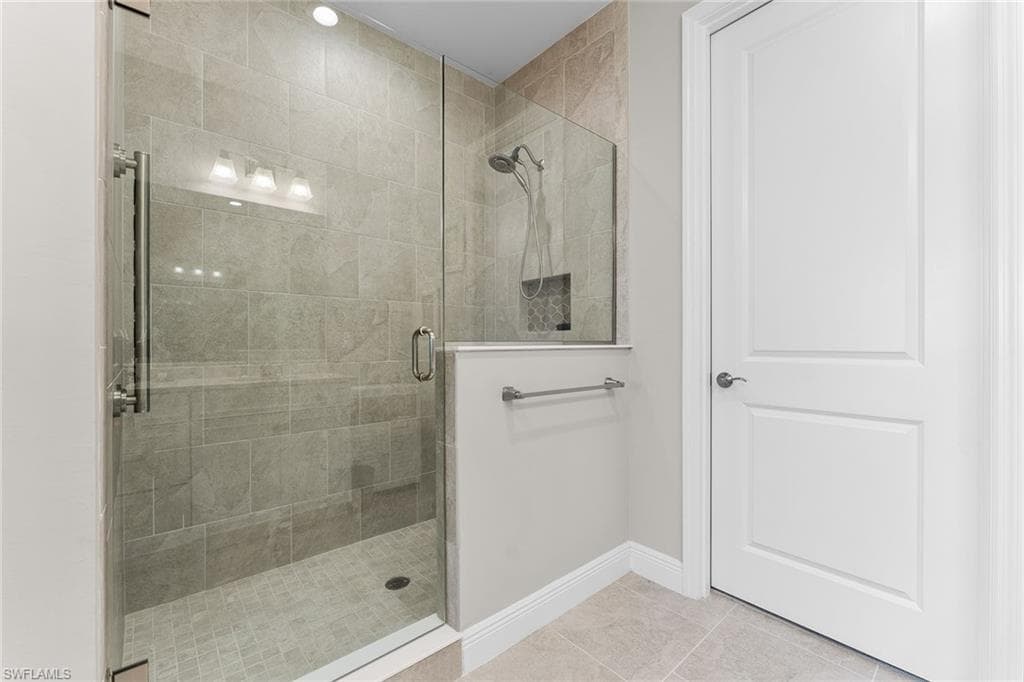 2609 Seychelles CIR # 1608, NAPLES FL 34112-21