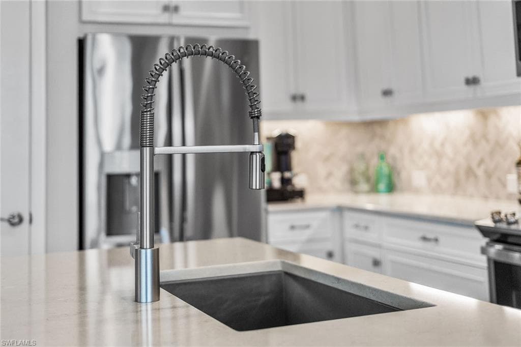 2609 Seychelles CIR # 1608, NAPLES FL 34112-14