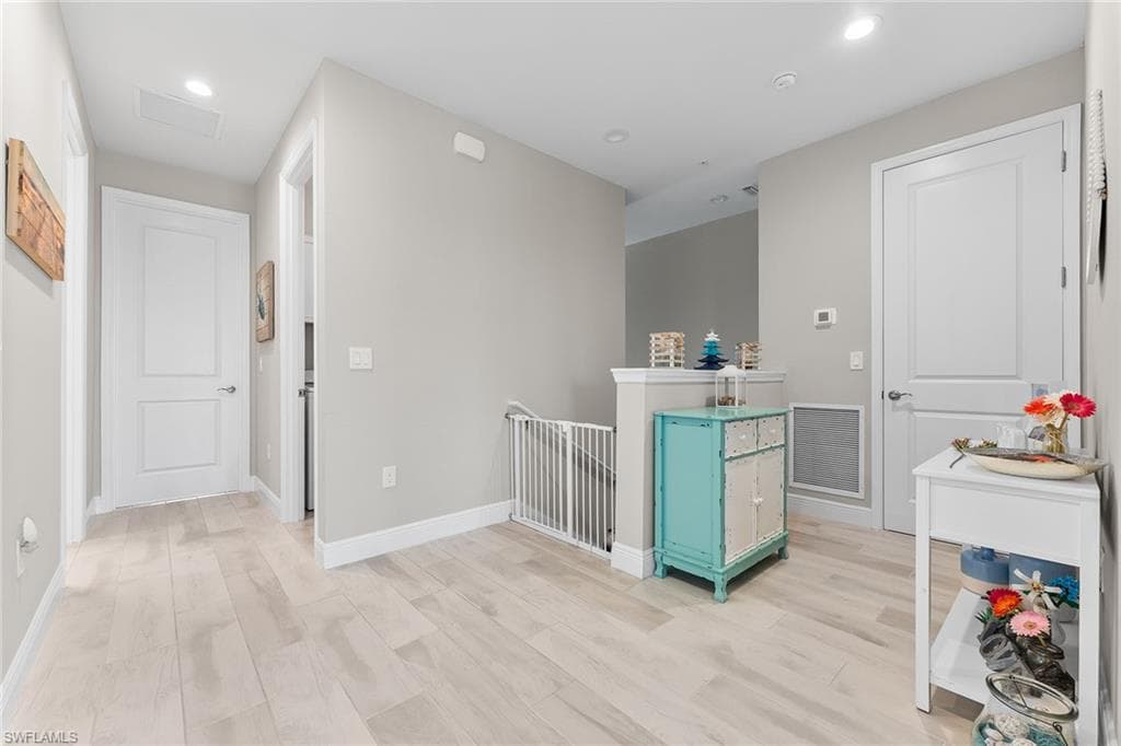 2609 Seychelles CIR # 1608, NAPLES FL 34112-24