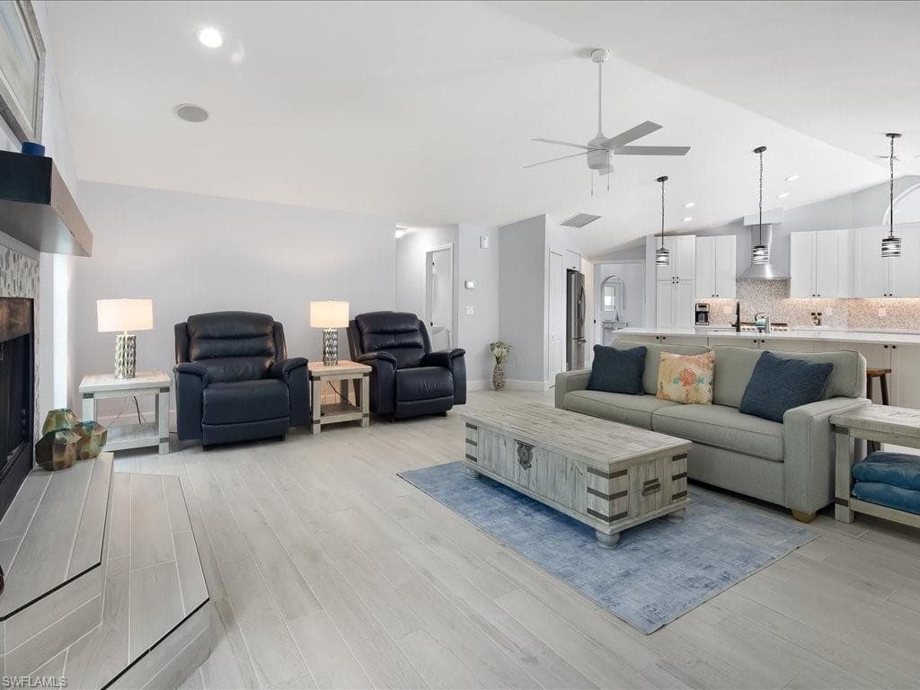 11422 Night Heron DR, NAPLES FL 34119-14