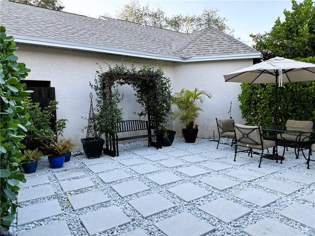 7710 Ahoy AVE, NAPLES FL 34109-2