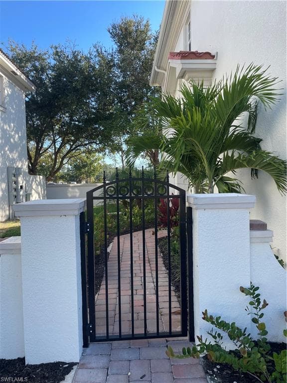 7012 Romana WAY # 1408, NAPLES FL 34119-1