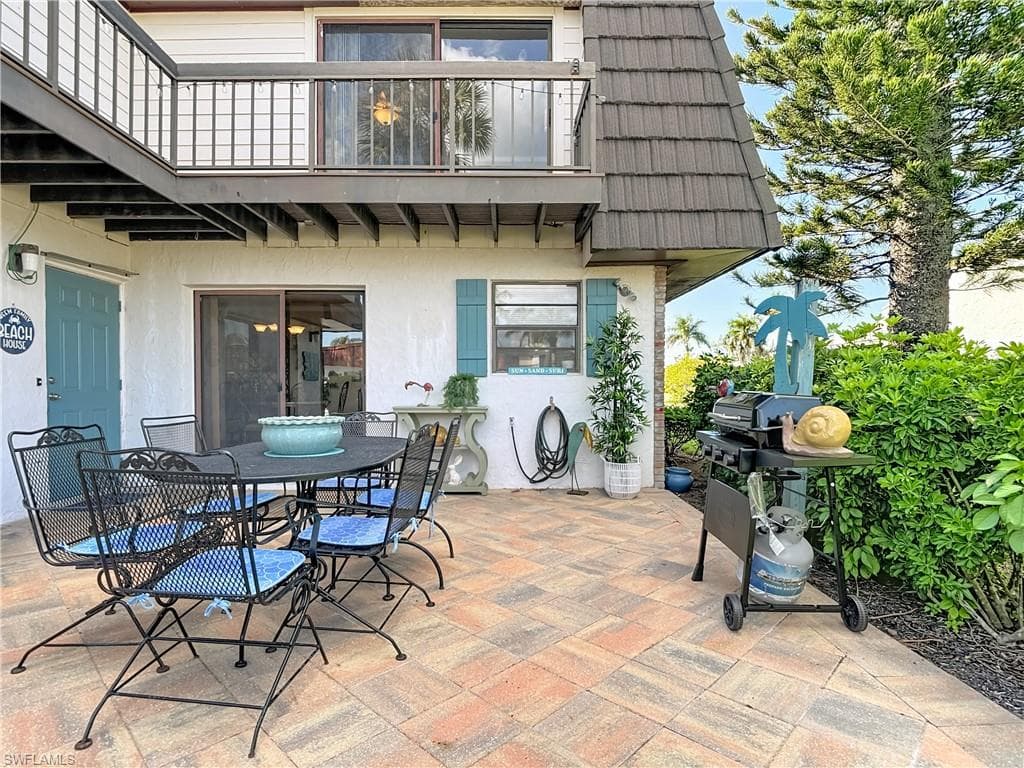 119 Lake Point LN # 5B, NAPLES FL 34112-2