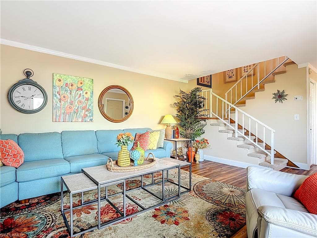 119 Lake Point LN # 5B, NAPLES FL 34112-4