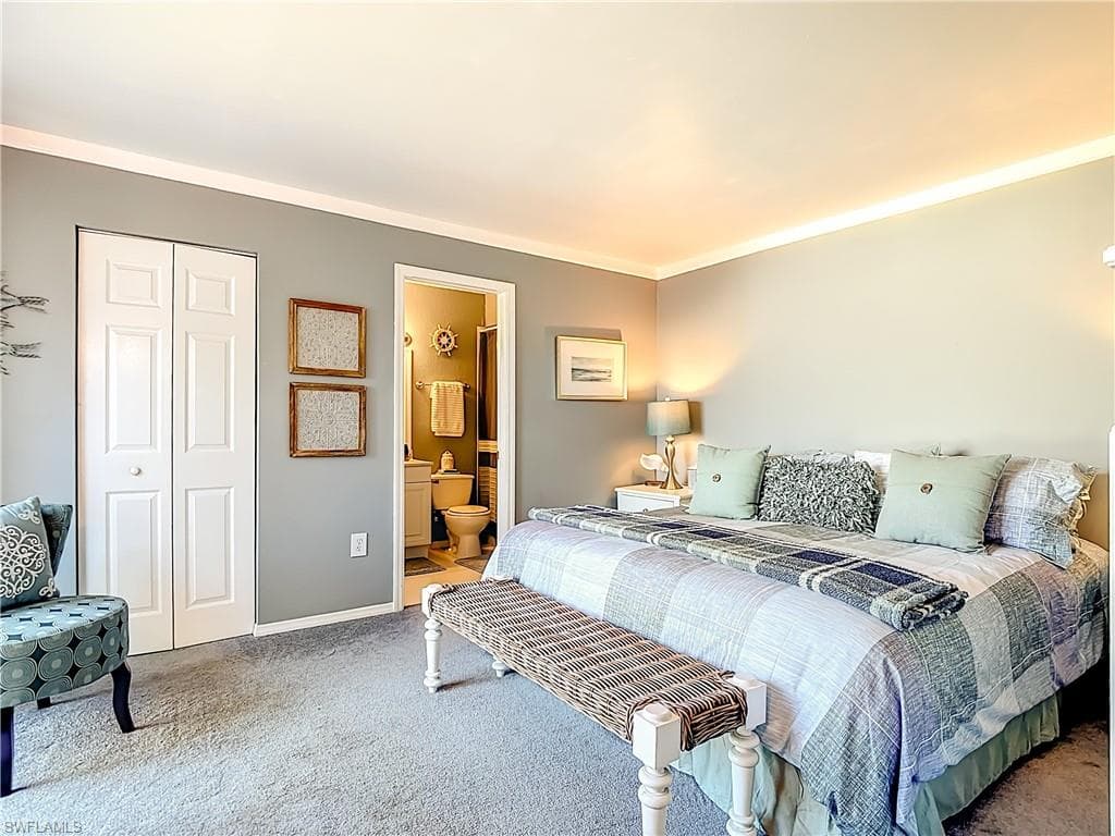 119 Lake Point LN # 5B, NAPLES FL 34112-17