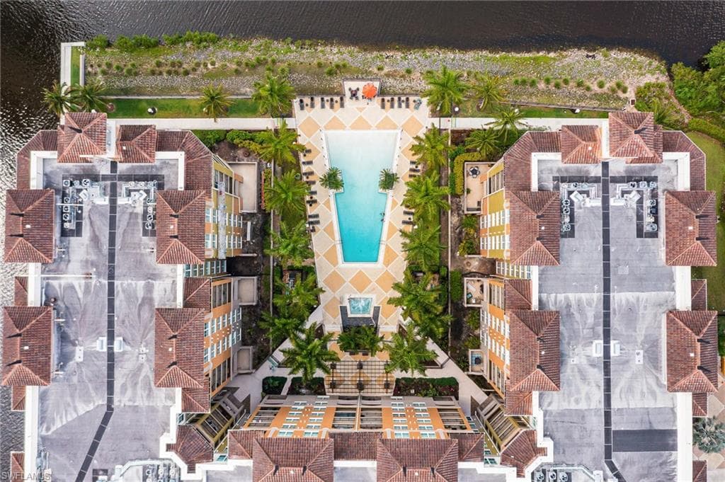 2825 Palm Beach BLVD 513-29