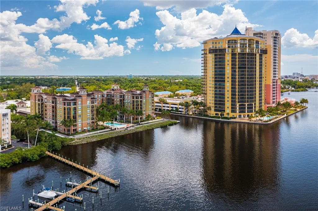 2825 Palm Beach BLVD 513-36