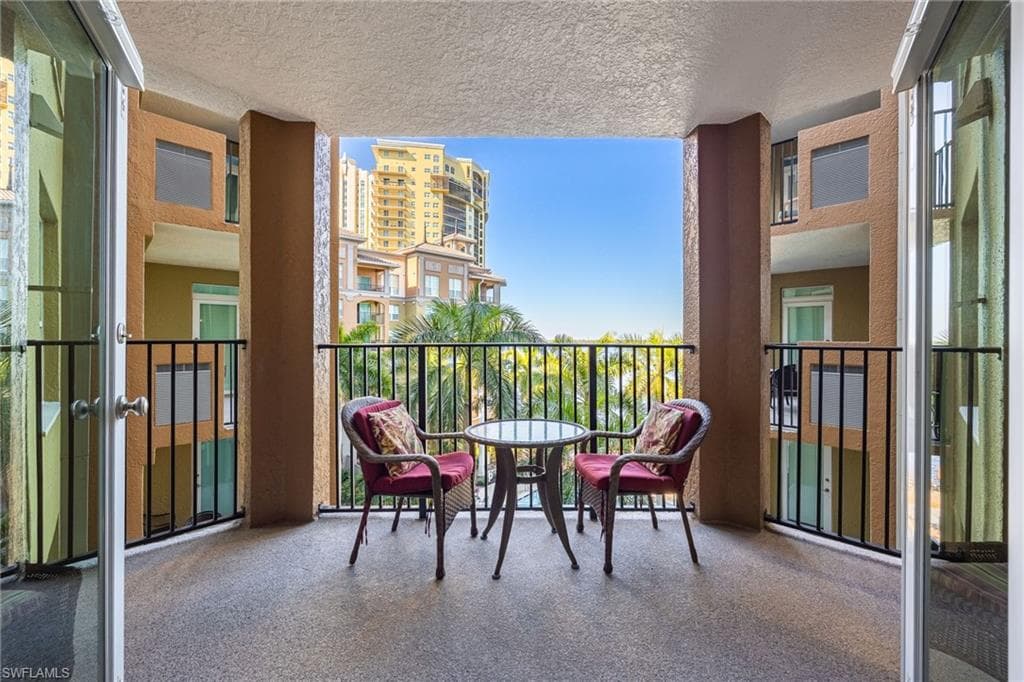 2825 Palm Beach BLVD 513-24