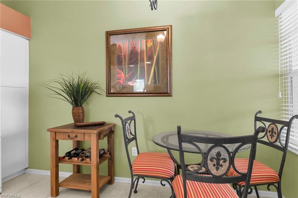 350 Newport DR # 1907, NAPLES FL 34114-7